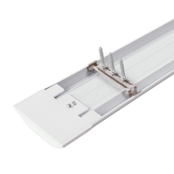 Luminaria Lineal de Superficie LED 40W 120Lm/W 4800Lm 6000ºK 120Cm 40,000H [HO-LLS-404800120-CW]